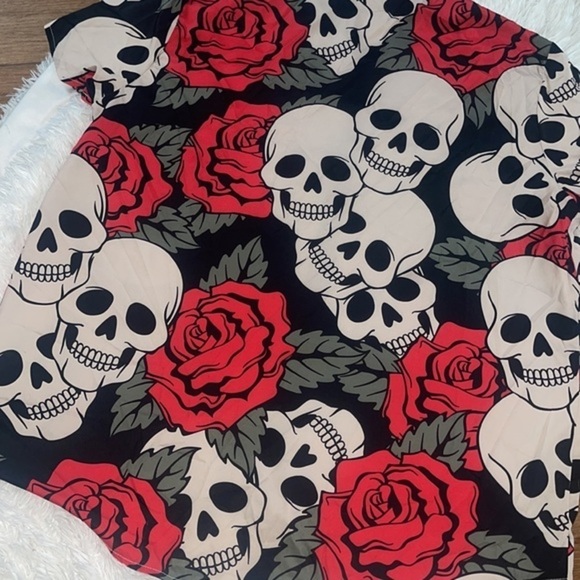 Miss Look Ladies Shirt Top Skeletons & Roses button down size XL - Picture 5 of 6
